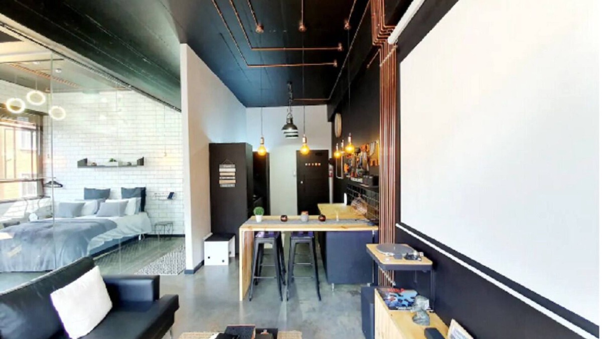 Downtown Johannesburg Apartment | Johonnesburg's Industrial New York Suite