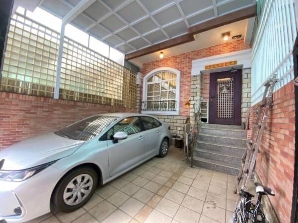 West District House | JOJO旅宿(採共享客廳,預定三間即包棟)