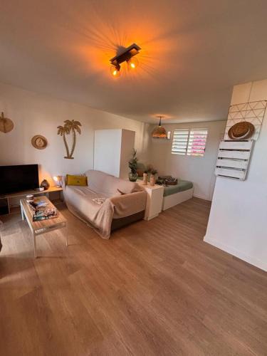Mont Vergna Apartment | Joli Studio vue Mer avec Piscine