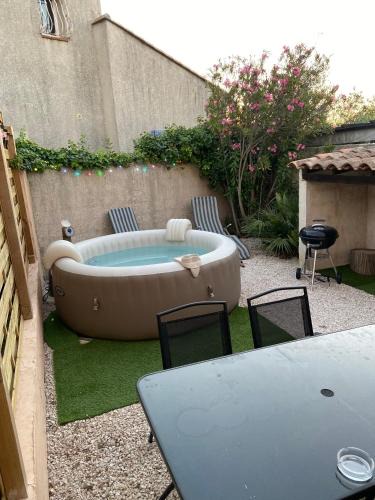 Saint-Victoret House | Joli T2 avec jacuzzi