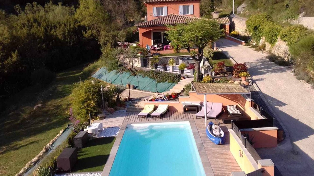 Draguignan Villa | Jolie Villa au Calme et Sans vis à vis Avec Piscine et Jacuzzi
