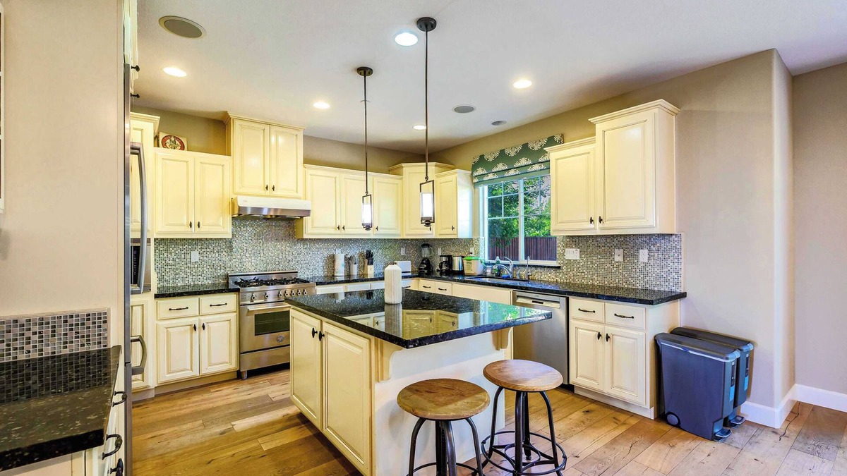 Dublin House | Jordan Ranch Elegance #42213