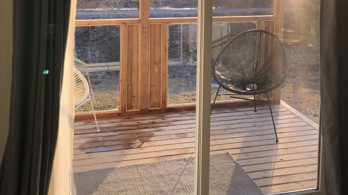 Ragged Island House | Jordan sea trail tiny house