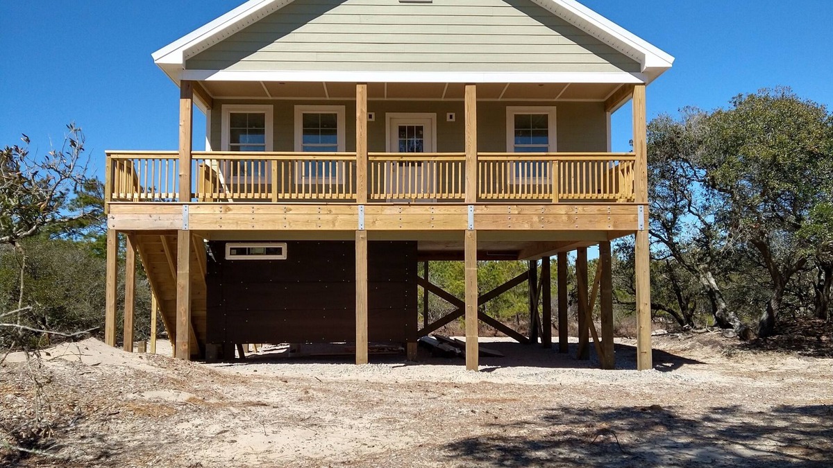 Corolla Cottage | Josies Joint-New for 2024 Newly built only 3.5 Miles off Blacktopn