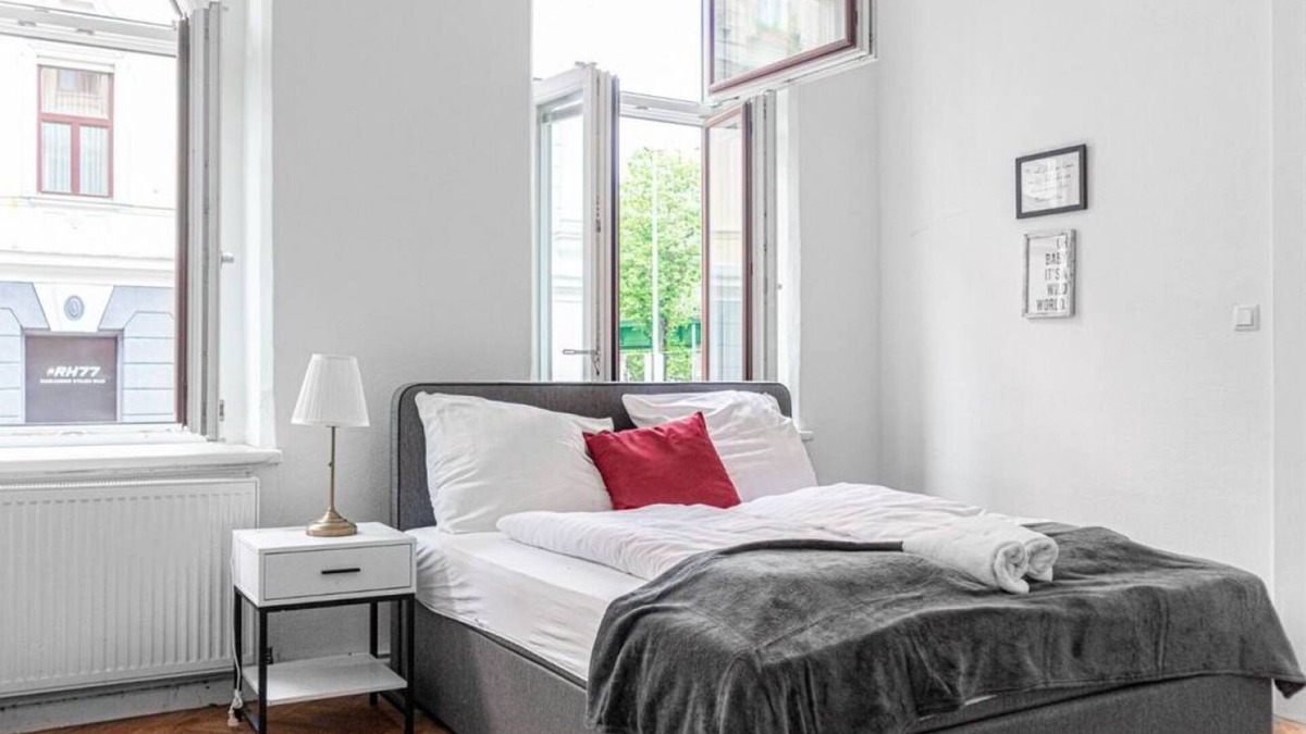 Wahring Apartment | Joyful 4BR Apt @ superb location near AKH Hospital