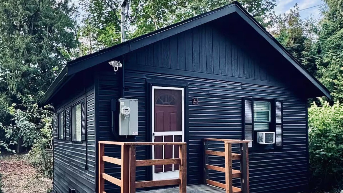 Juanita Apartment | Juanita Bay Cottages B1