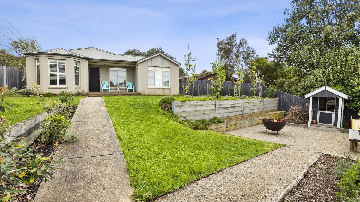 Jan Juc House | Juc Living - Idyllic four-bedroom coastal home in the heart of Jan Juc.