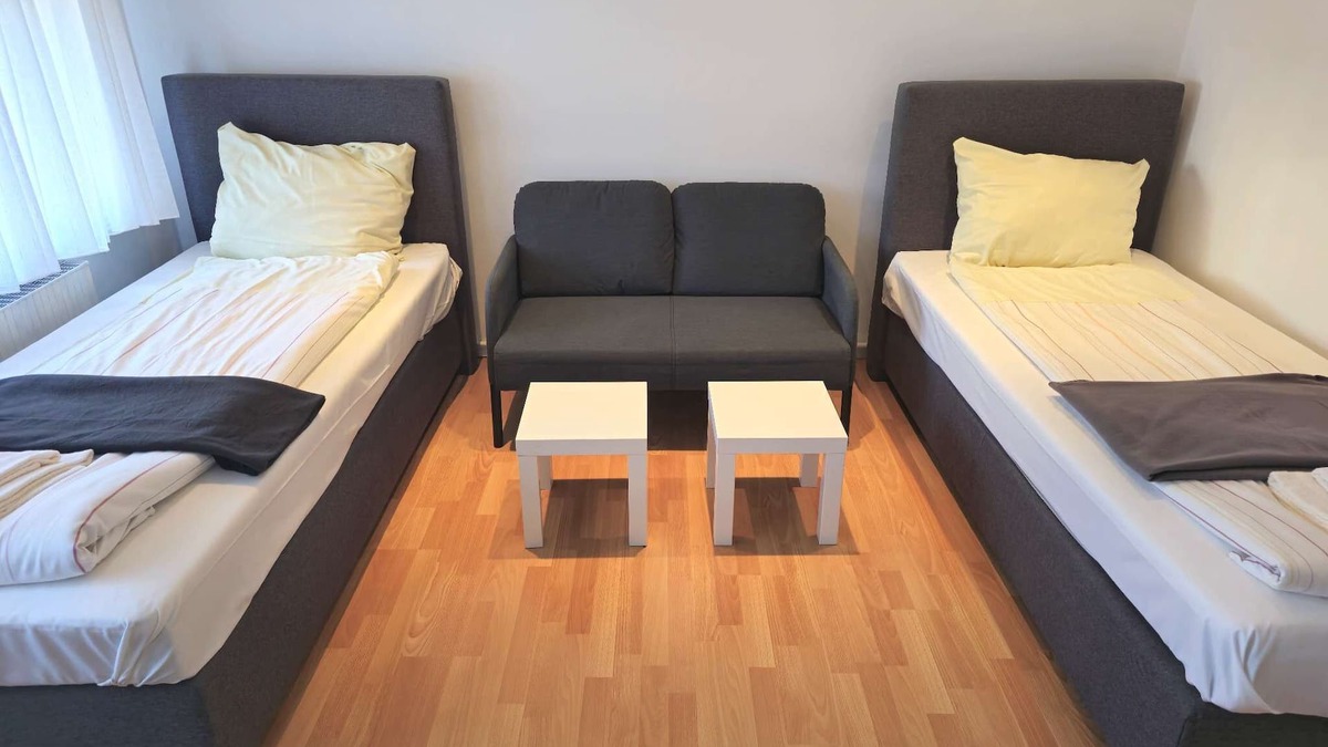 Neumuenster House | Juliusstraße 10a W1 - 2 bedrooms