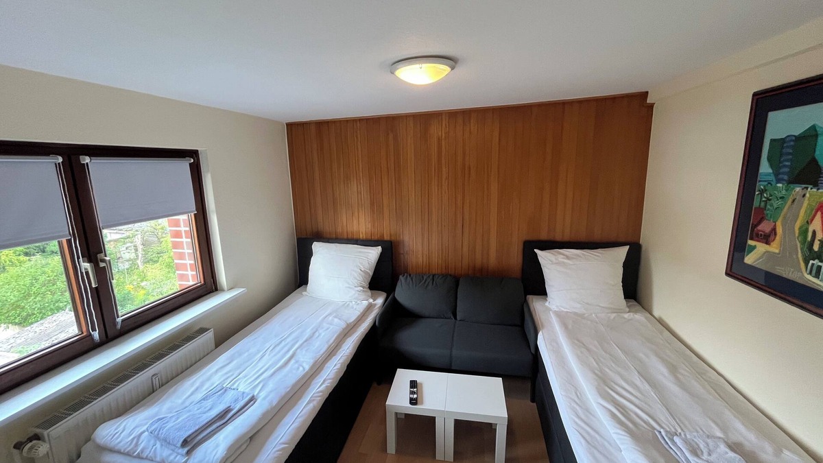 Neumuenster House | Juliusstraße 10a W3 - 2 bedrooms