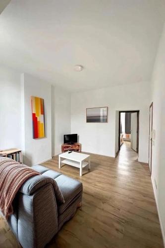 Jumet Apartment | Jumet 242 C Bruxelles-Charleroi-airport