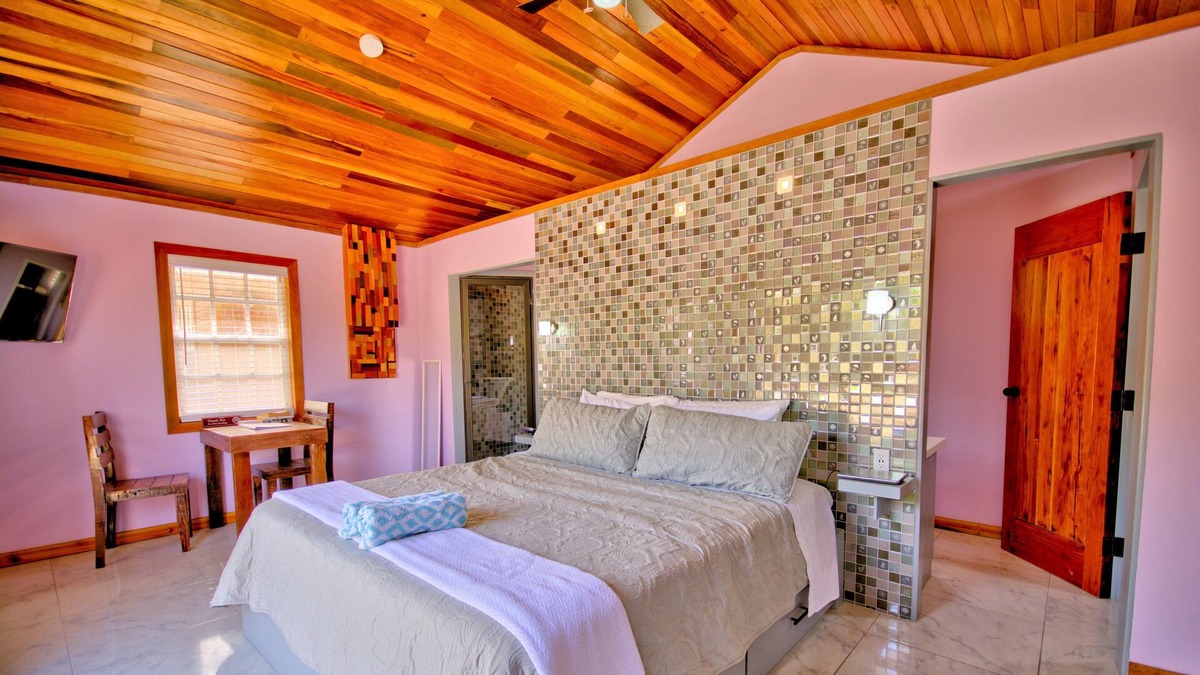 San Pedro Cabin | Jungle Casita just steps from the Beach (Adults Only)