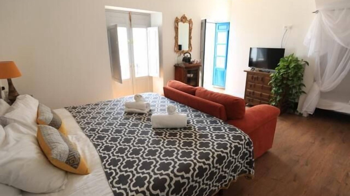 Frigiliana Hotel | Junior Suite-Private Bathroom
