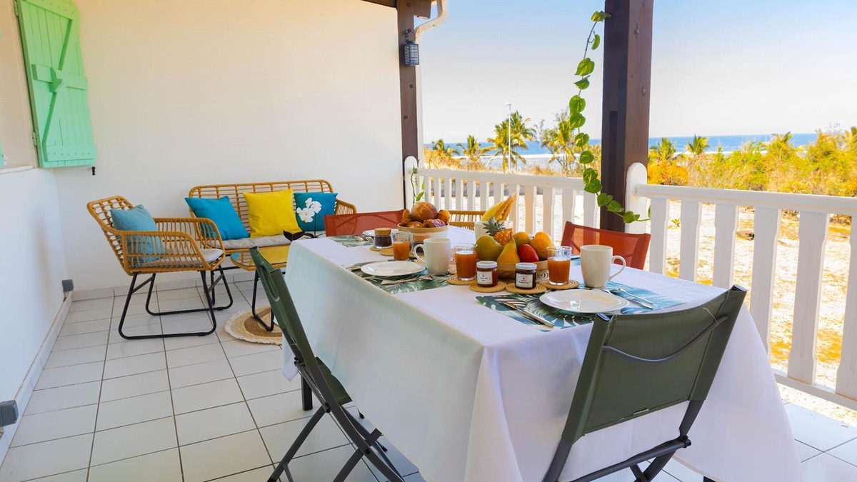 La Saline Les Bains Apartment | JUNONIA* 2-bedroom apt Ocean view terrace 100m from Trou d'eau beach Reunion Island