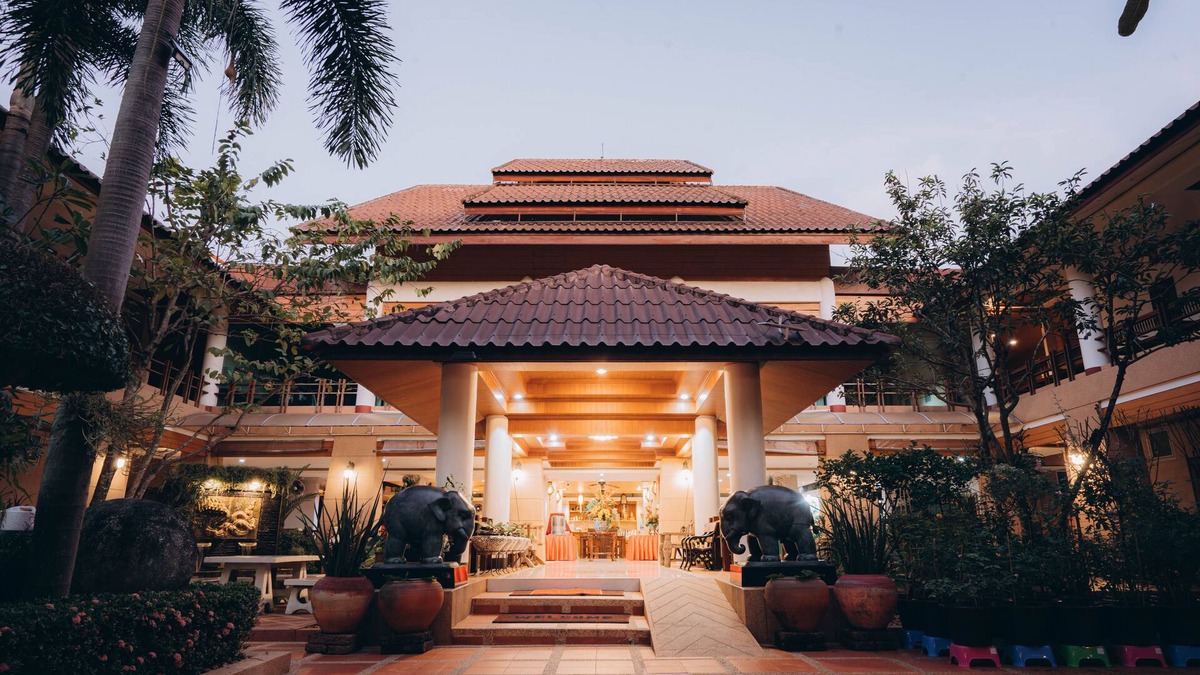 Nakhon Nayok Hotel | Juntra Resort and Hotel