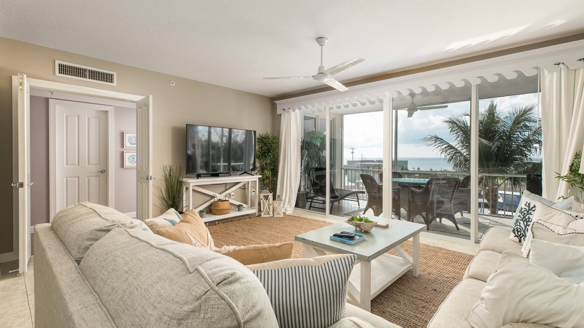 Islamorada Condo | Just a Few Friends - Ocean View and Bring your Boat!