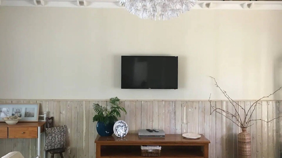 Goolwa South House | Just a short stroll to the river front & only minutes to the stunning surf beach