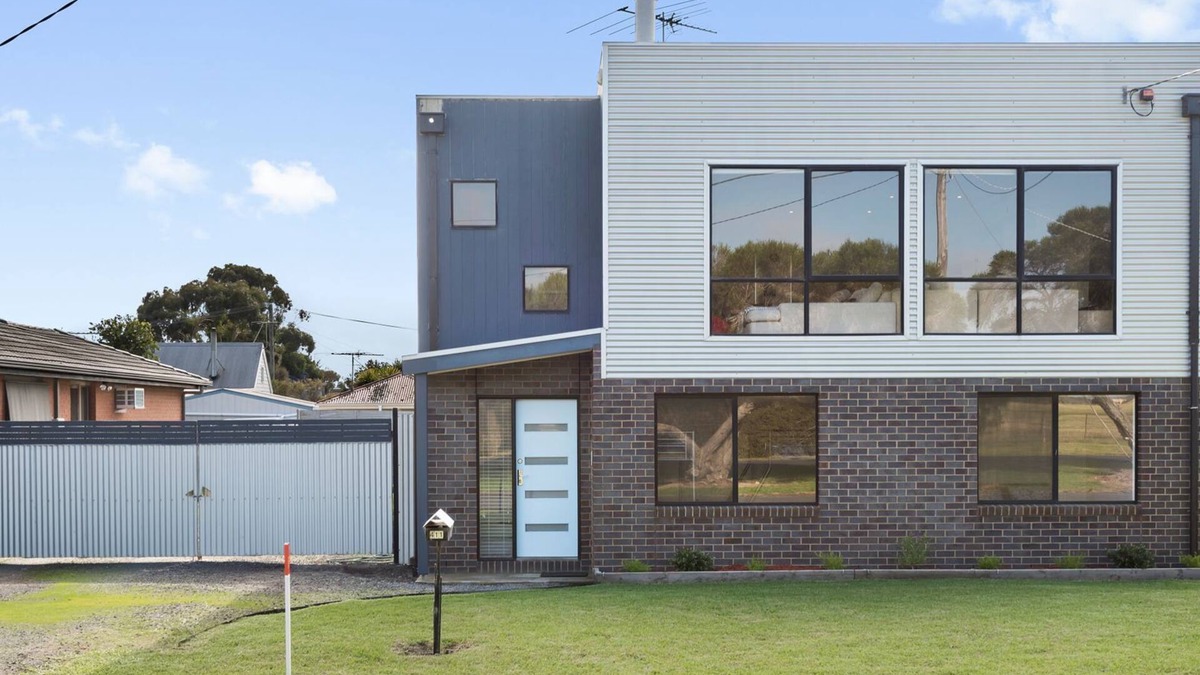Indented Head House | Just Beachy - Family beach home close to the beach.