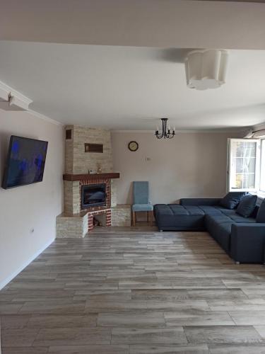 Tecuci House | Just like your home