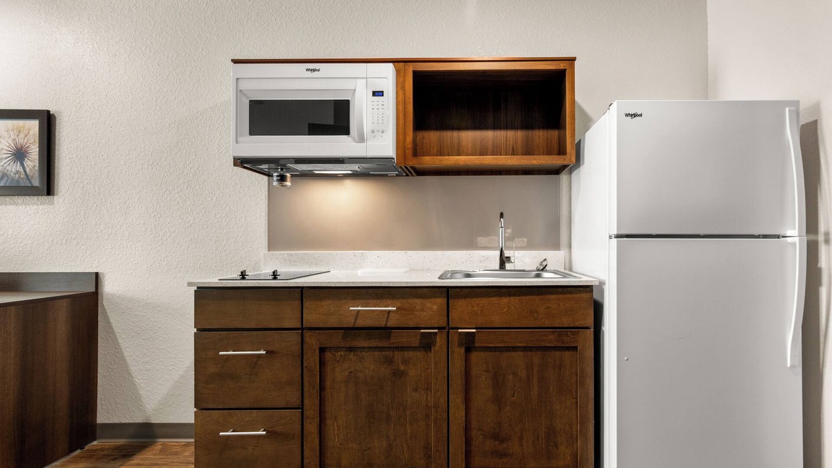 Dupont House | Just northeast of downtown: stay, work, relax: Relaxing Stay w/Full Kitchen, Workspace, & Free Parking