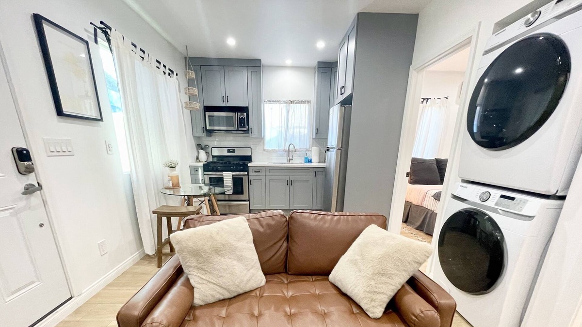 Valley Village House | Just upgraded Bohemian Cottage.Clean & safe spot
