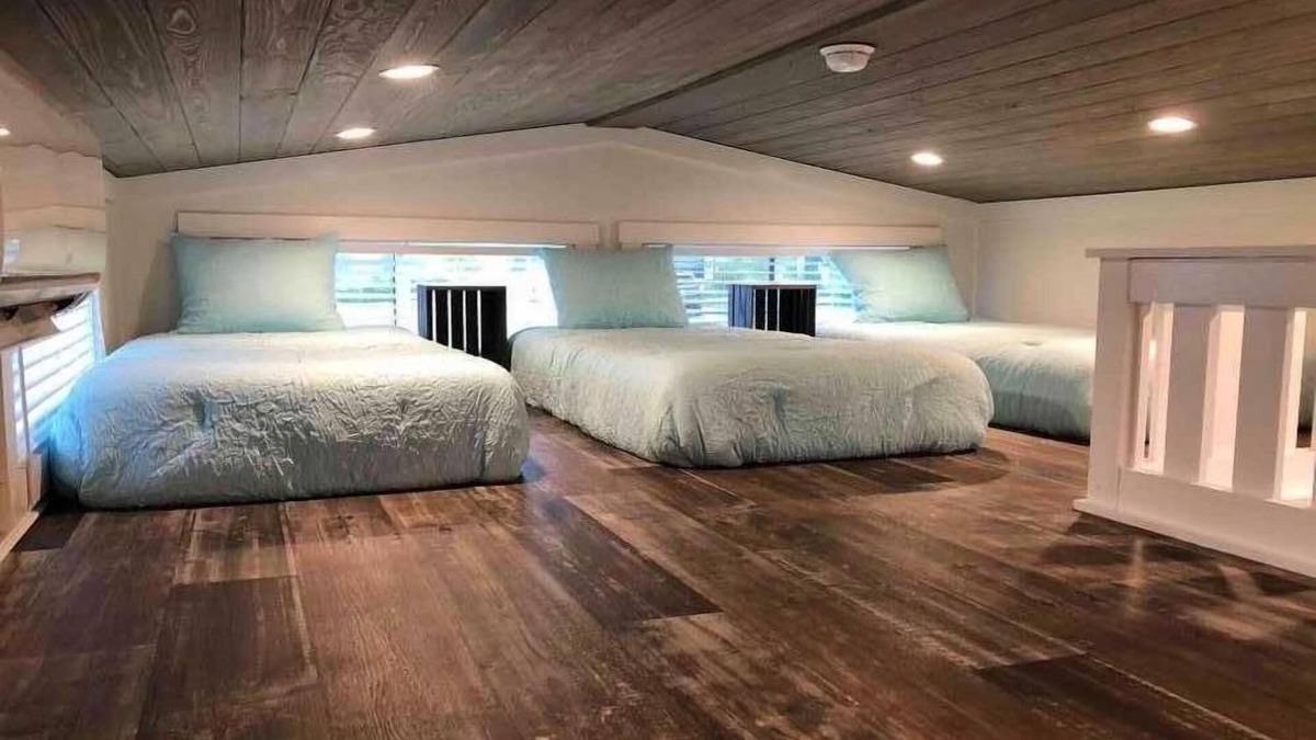 Bon Aqua Apartment | Just What You Were Looking For! Near Warner park nature center!