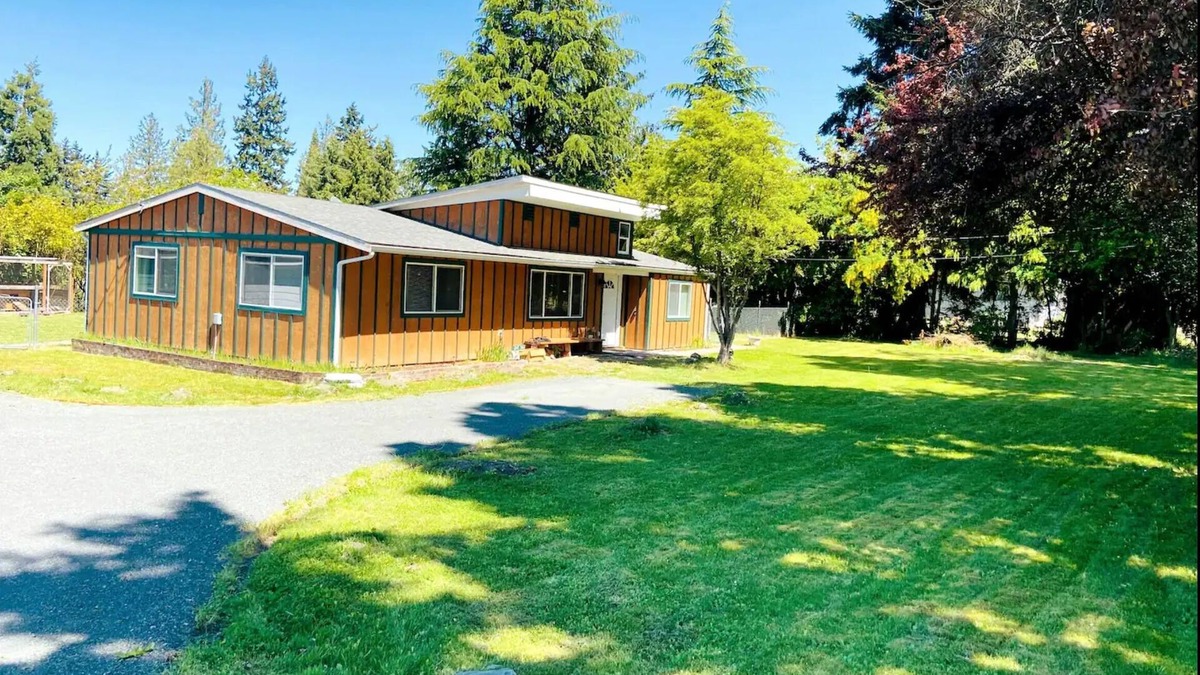 Sequim Cottage | Juvval Cottage at Sequim w/firepit, 20 min away form Port Angeles