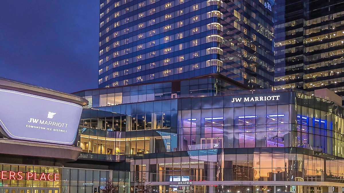 Downtown Edmonton Hotel | JW Marriott Edmonton ICE District