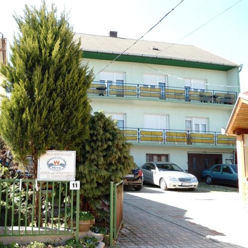 Heviz House | Károly Vendégház