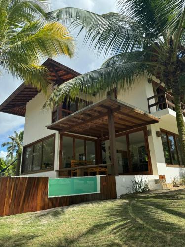 Marau Villa | Kíria's Village Beach House