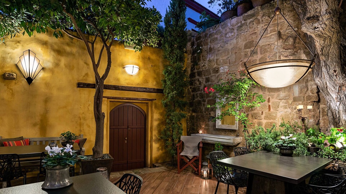 Rhodes Old Town Hotel | Kókkini Porta Rossa