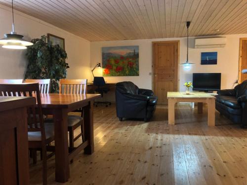 Frederikshavn Municipality Apartment | Købmandsgården 3