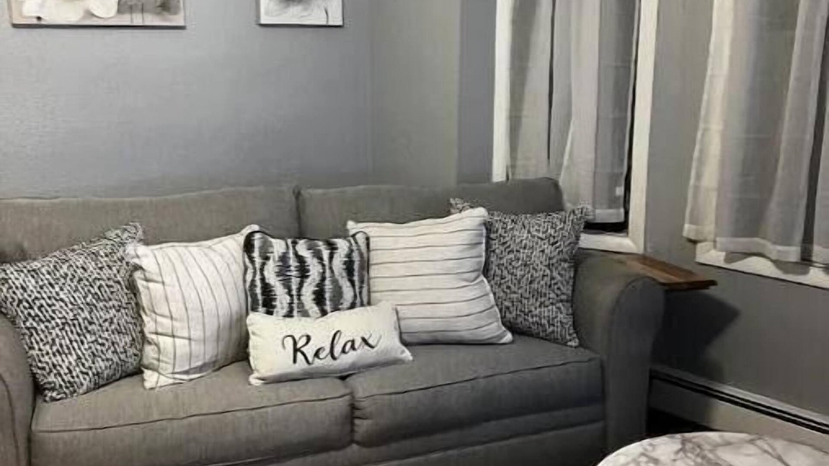 South Side House | K-Marie Estate