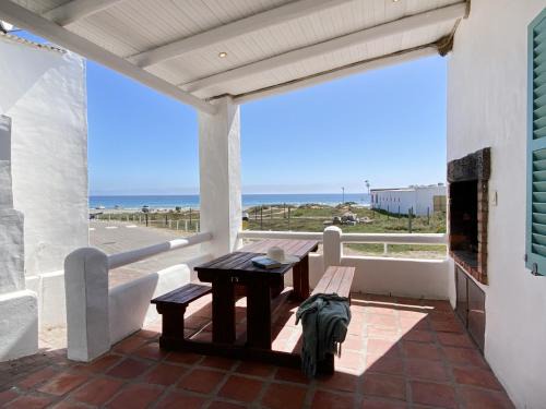 Paternoster House | Kaalvoete