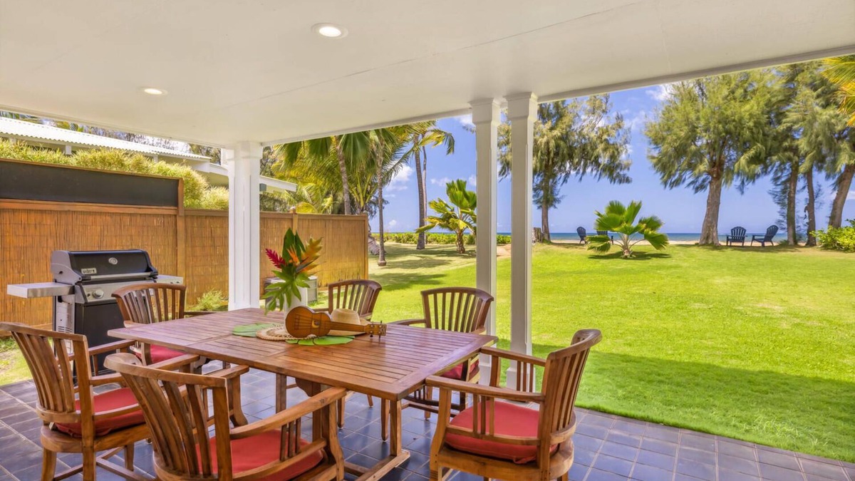 Waimea House | Kai Nalu, Spacious, Beachfront Home