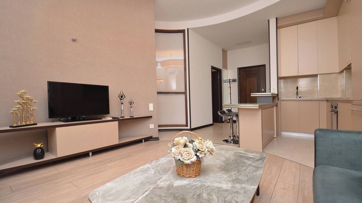 Kentron Apartment | Kajaznuni street apartment on 4 floor