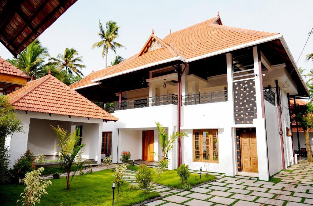 Munroe Island Resort | Kalloos Island Backwater Resort