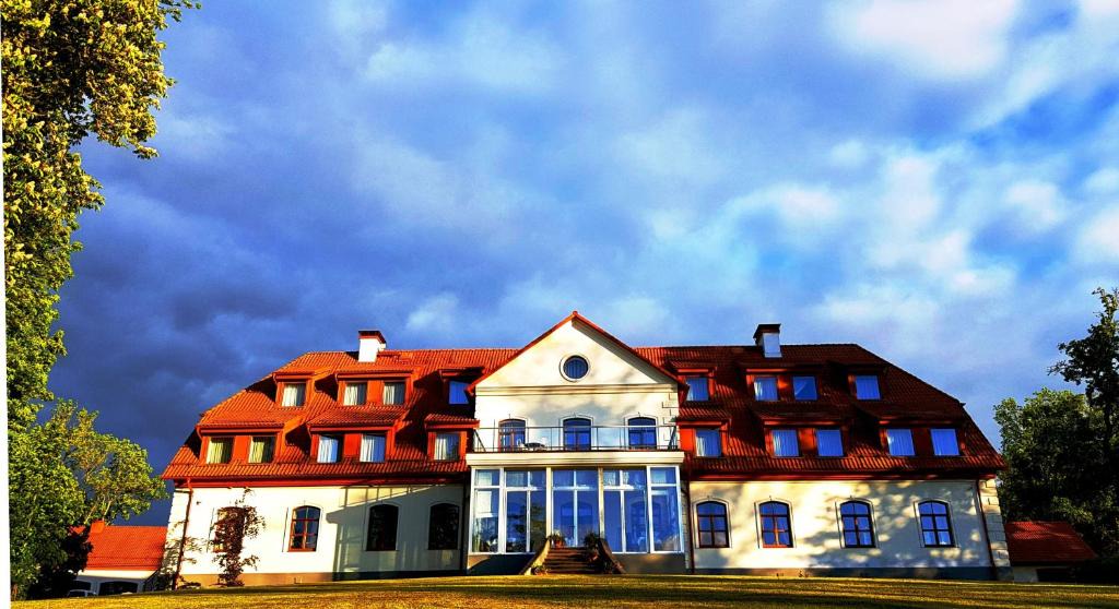 Kandava Hotel | Kalnmuižas pils