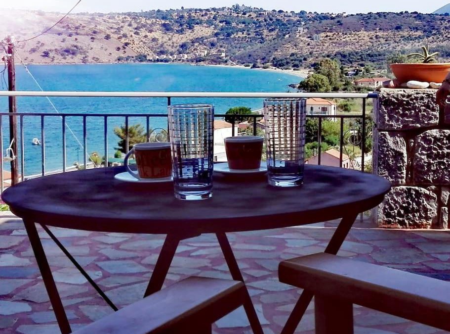 Karvelas Apartment | Kamares View