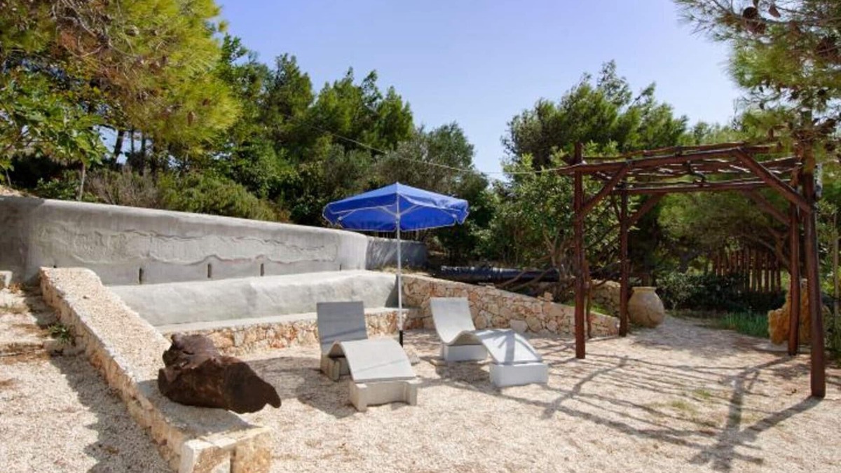 Lassi House | Kamaroules Sea Front Bungalow
