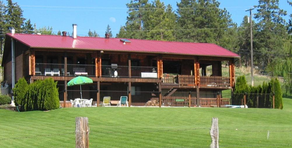 Kamloops Bed & Breakfast | Kamloops Log Home Bed and Breakfast