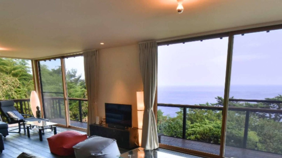 Inatori Villa | KANDO IZUINATORI - A villa with a spacious ocean view veranda