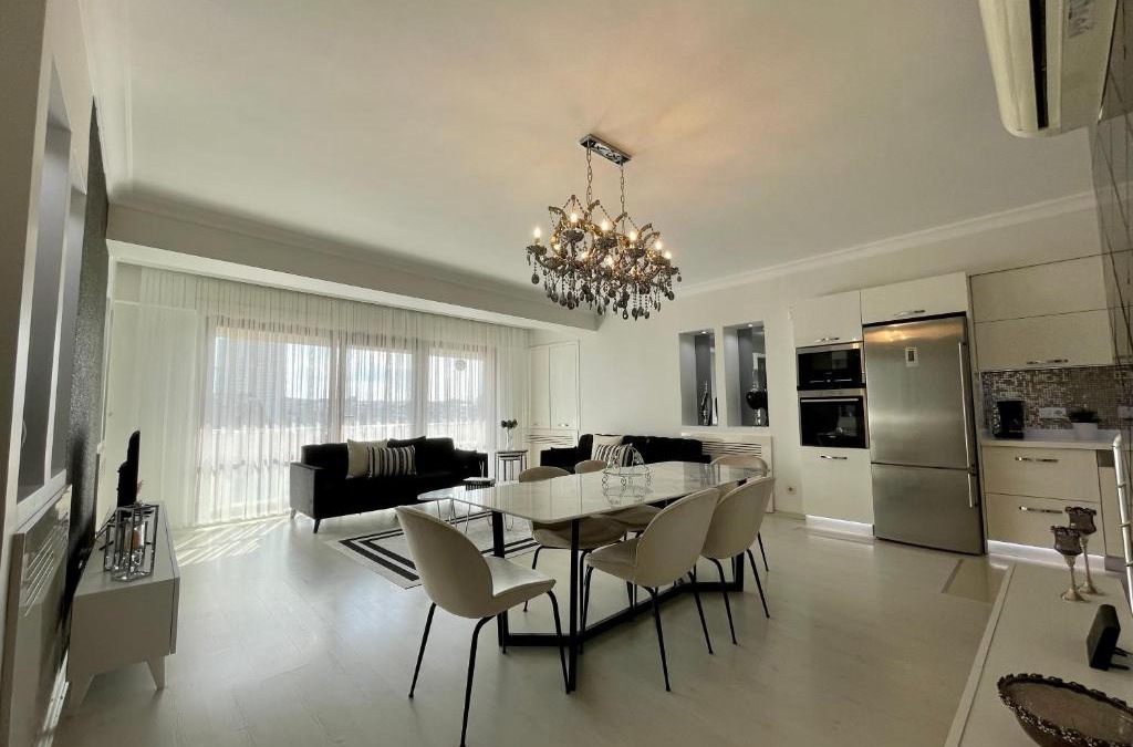 Sisli Apartment | Kaplan Luxury Family Flat - 3 Bedrooms with air conditioning & heating in the City