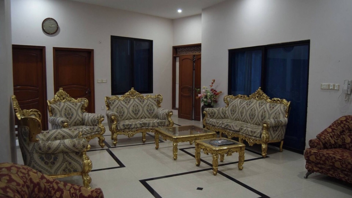 Karachi Villa | Karachi Guest House