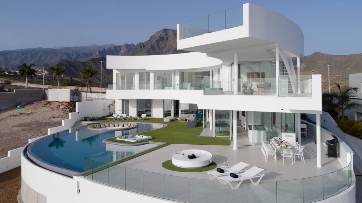 El Madronal Villa | KARAT Villa Fibonacci