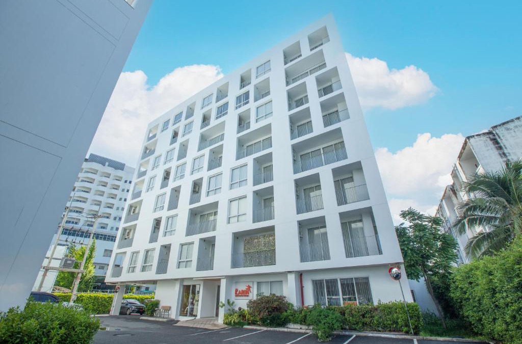 Si Racha Apartment | Karin hotel & Service apartment - SHA Extra Plus