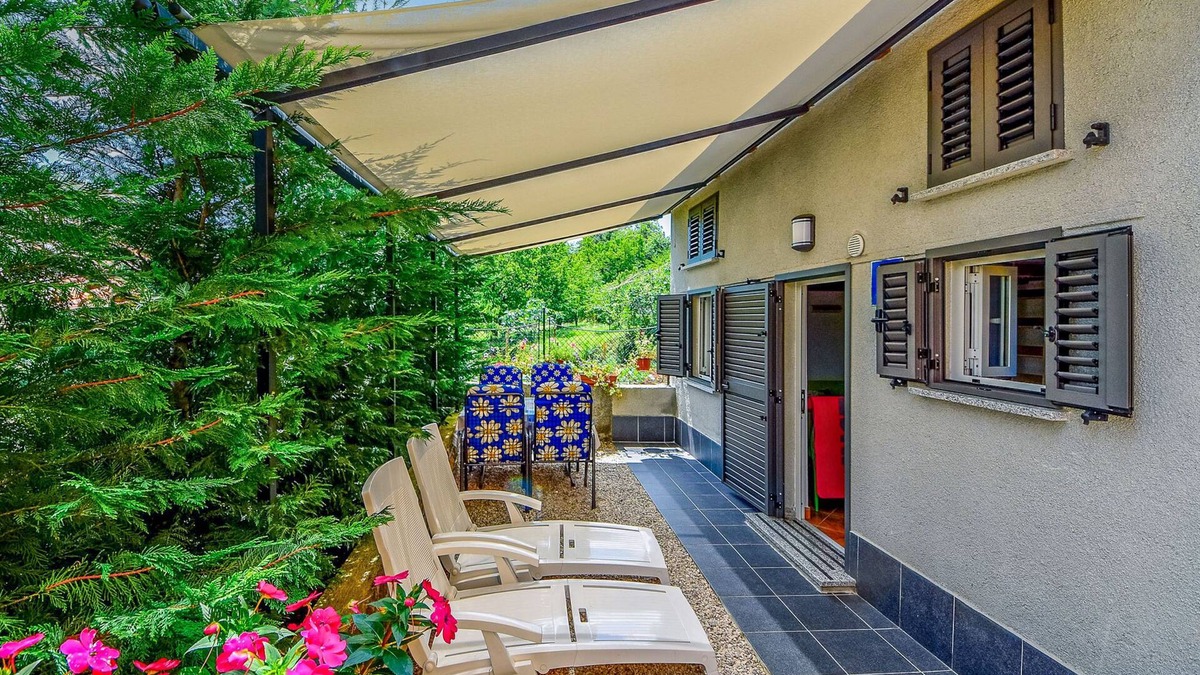 Opric House | Karolina by Interhome
