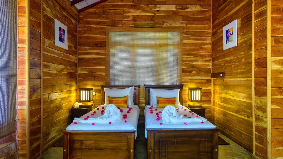 Kammala Hotel | Karunakarala Ayurveda Resort