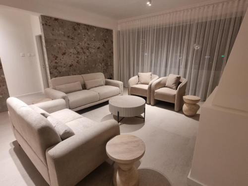Nicosia Apartment | Karyatis Building