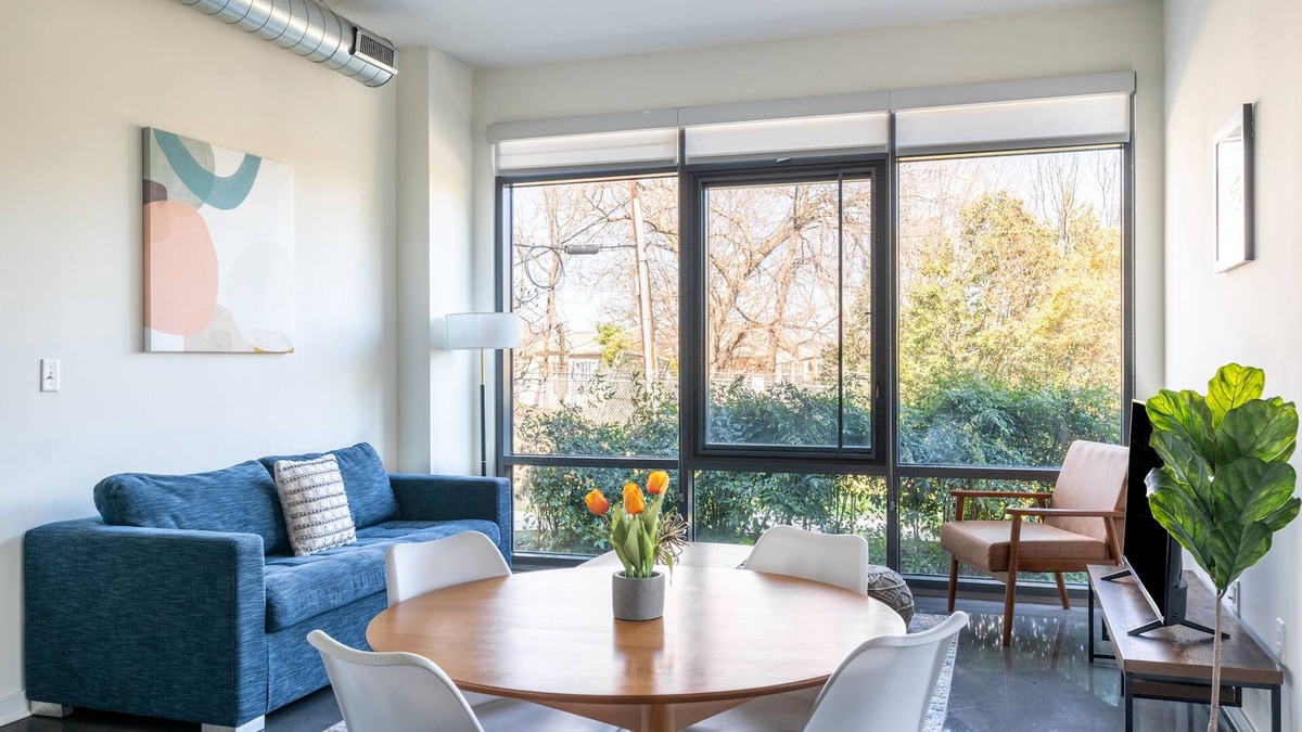 Del Ray Apartment | Kasa Alexandria Washington