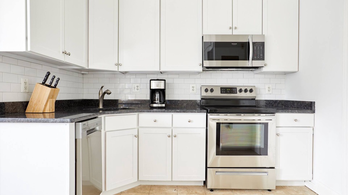 Del Ray Apartment | Kasa Del Ray Alexandria